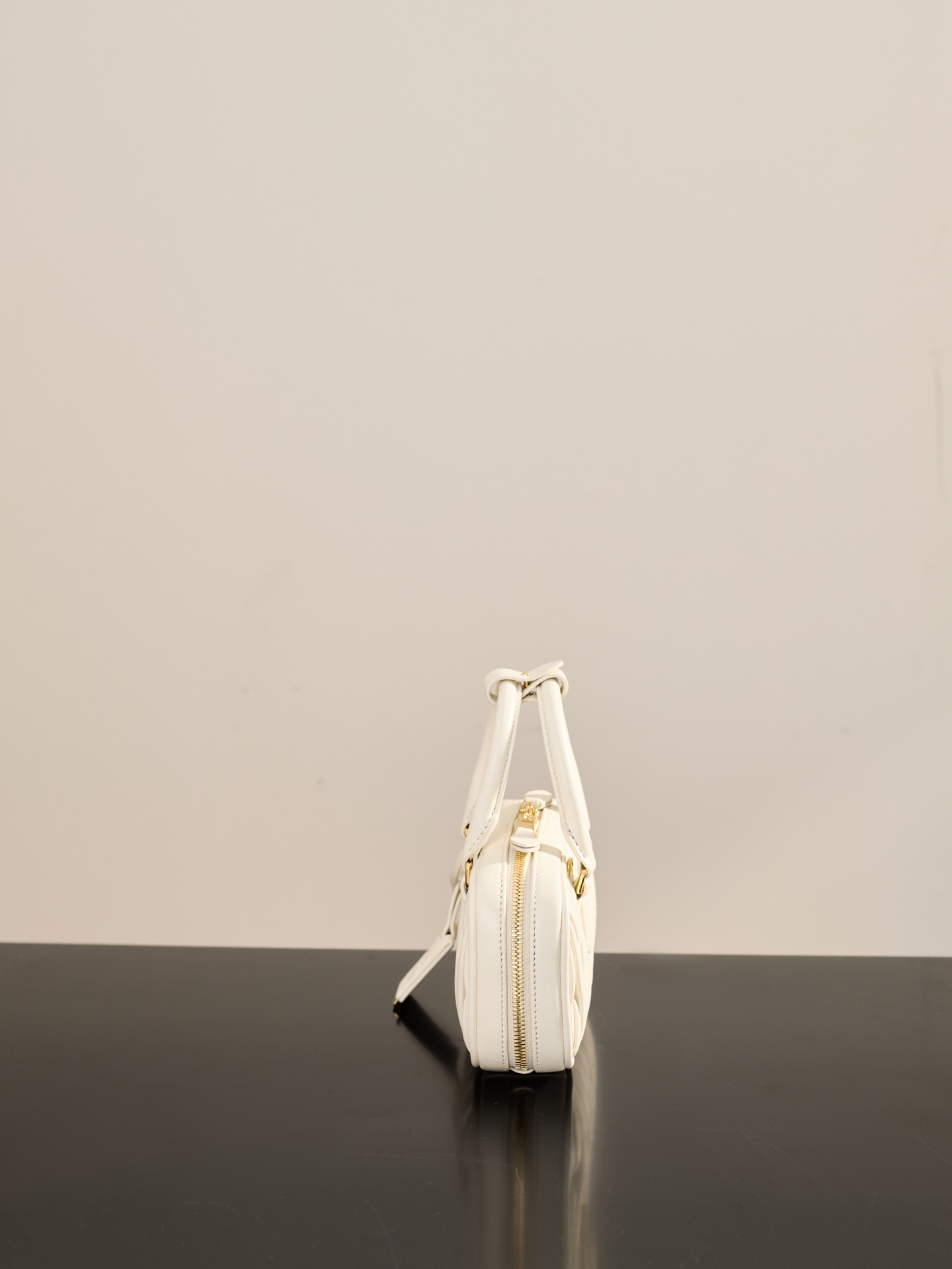 019_e01179.jpg