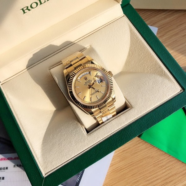 롤렉스 데이데이트 40mm 옐로우골드