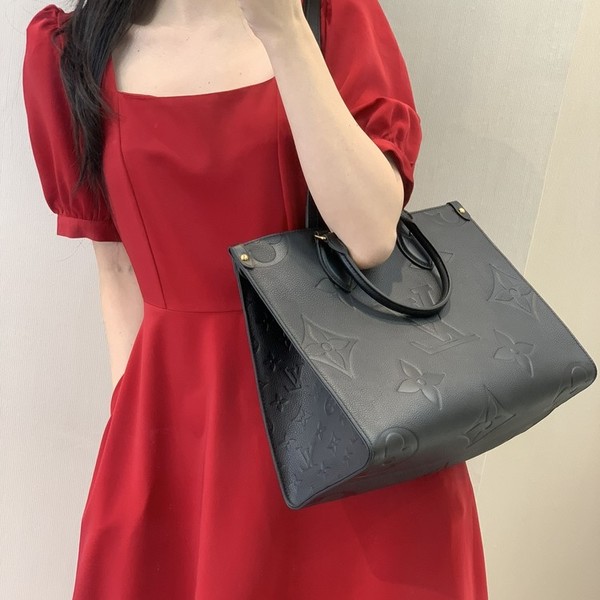 루이비통 온더고 MM 블랙 M45595